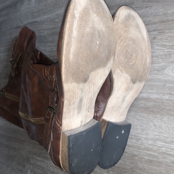 Brown Riding Boots - Picture 2 of 3